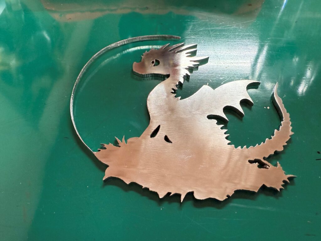 レーザー加工｜意匠カット（オリジナルデザイン）